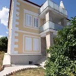In With Balcony, Air Conditioning, Wifi, Washing Machine 5025-3 Daire