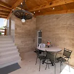 In With Balcony, Air Conditioning, Wifi, Washing Machine 5025-3 Apartment Ika