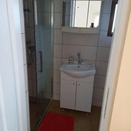 In With Balcony, Air Conditioning, Wifi, Washing Machine 5025-3 Apartament *